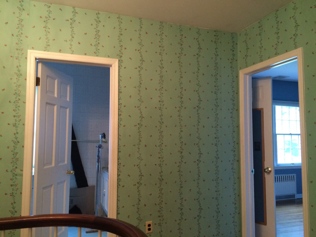 wallpapering